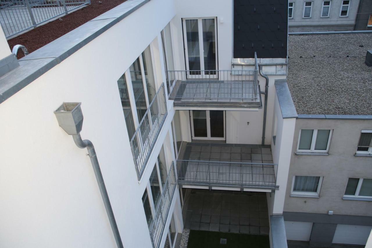 4 Beds And More Vienna Apartments - Contactless Check-In Екстериор снимка