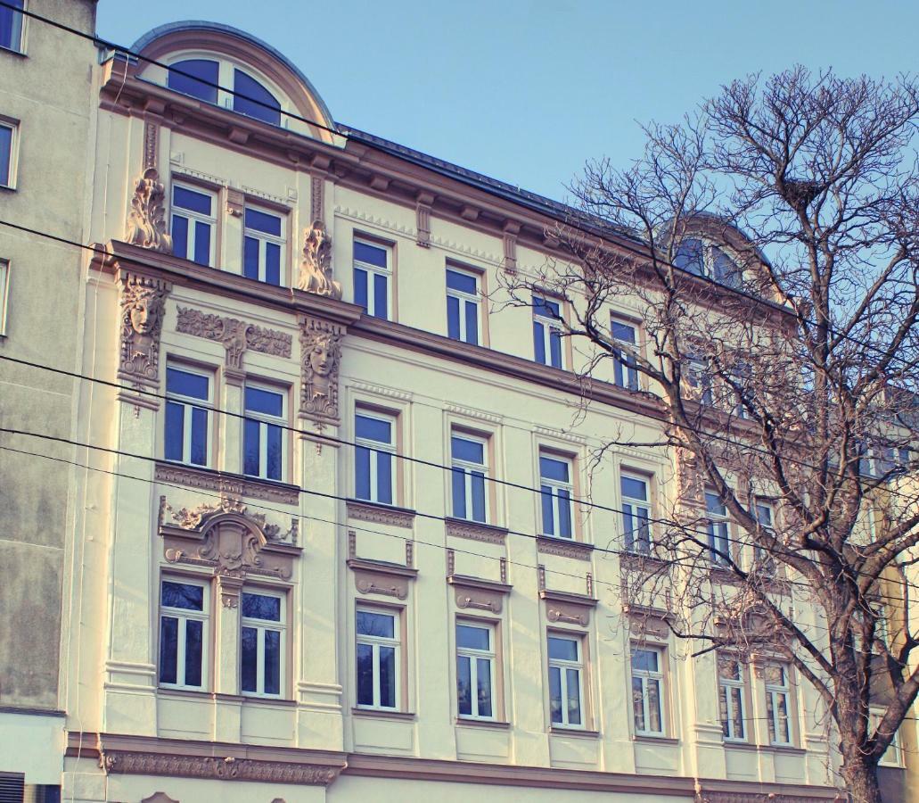 4 Beds And More Vienna Apartments - Contactless Check-In Екстериор снимка